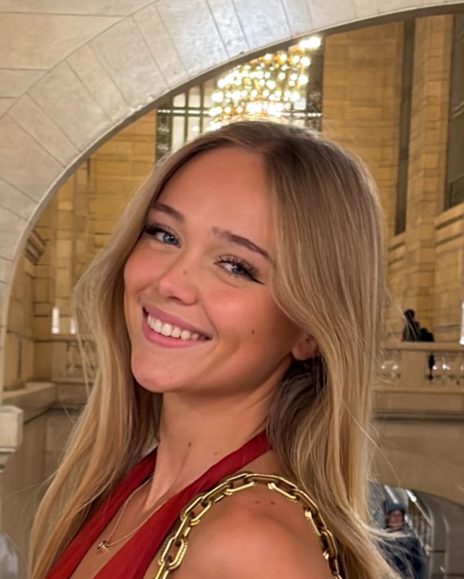 Kyla Dodds smiling, portrait